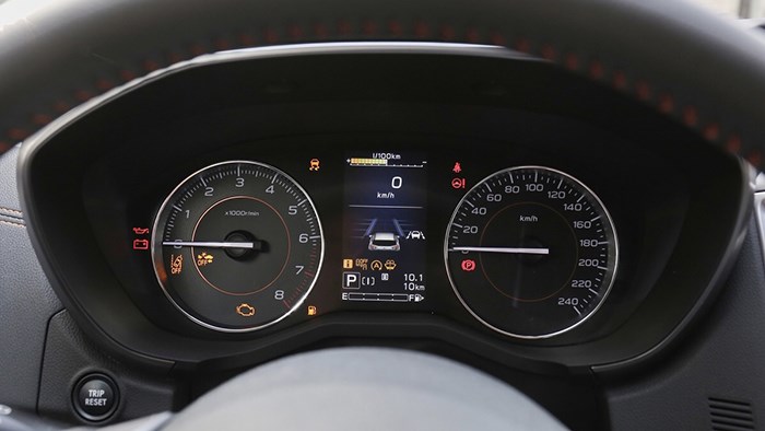 穿梭在城市與郊野 跨界SUV斯巴魯XV評(píng)測(cè)