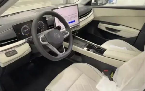 大眾速騰內(nèi)飾大升級！懷擋 新勢力同款大屏上車